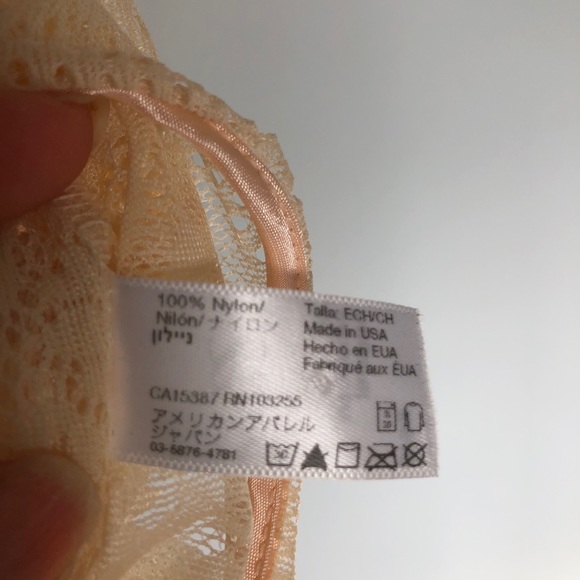 SOLD 🌷4/$20 American Apparel El Salvador lace blouse - Picture 8 of 9